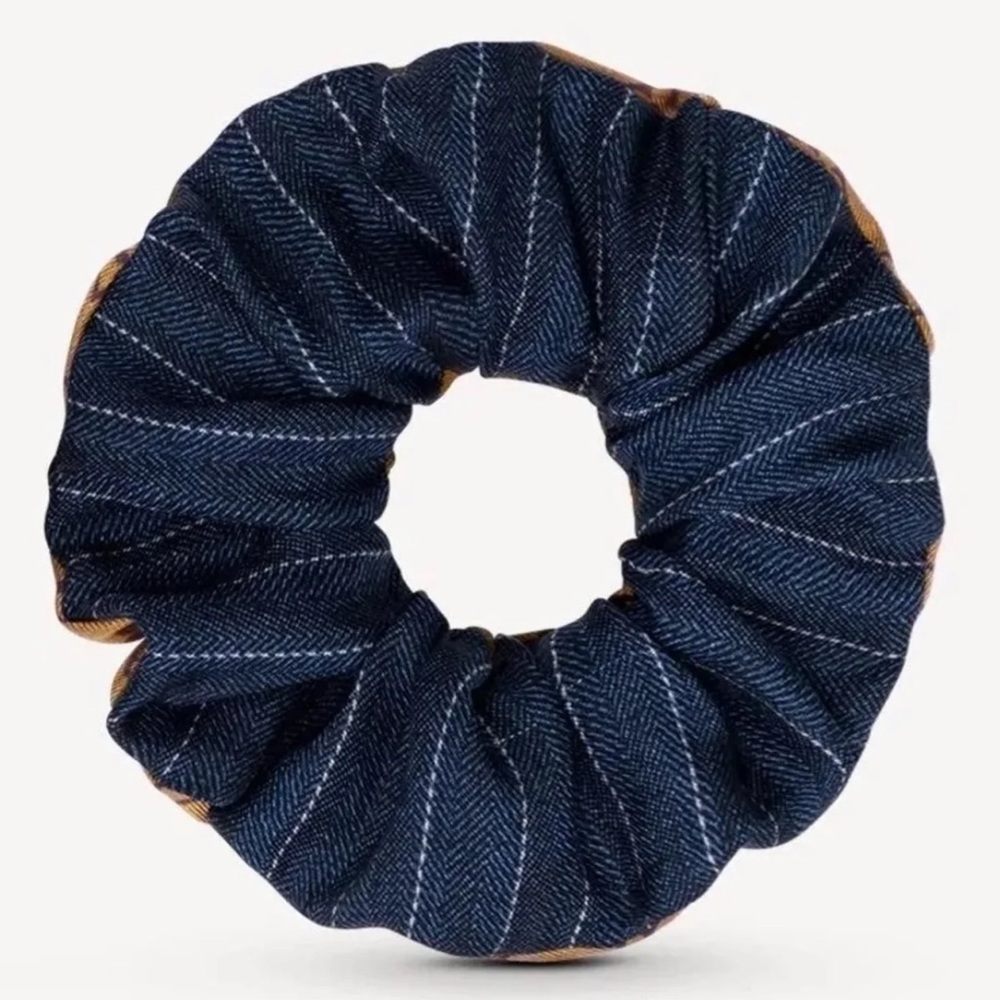 Louis Vuitton scrunchie